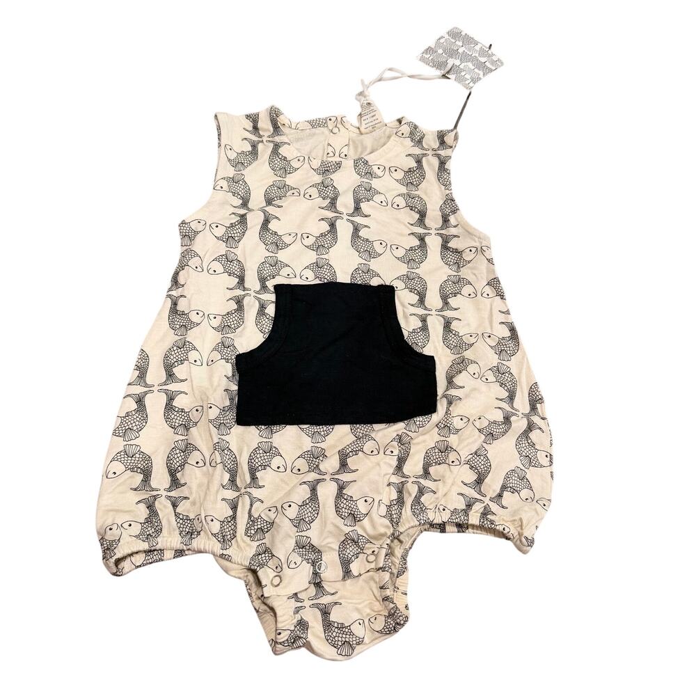 Kate Quinn 2T Black and white fish One Piece Baby Outfit